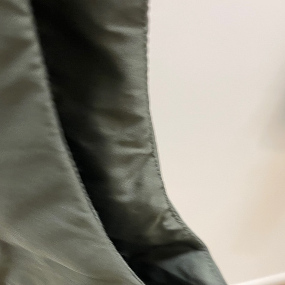 Primark Olive Green Puffer Vest - Picture 5 of 6